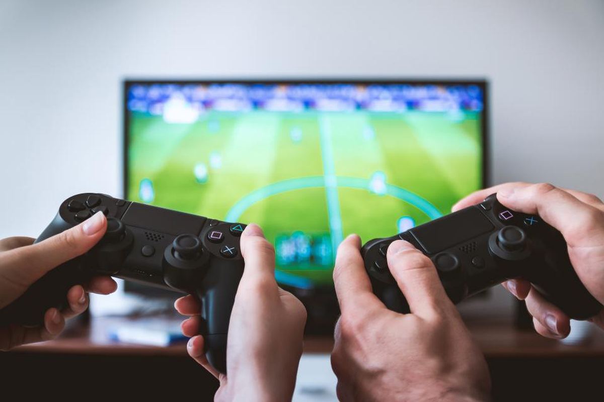 The stress study used a video game.